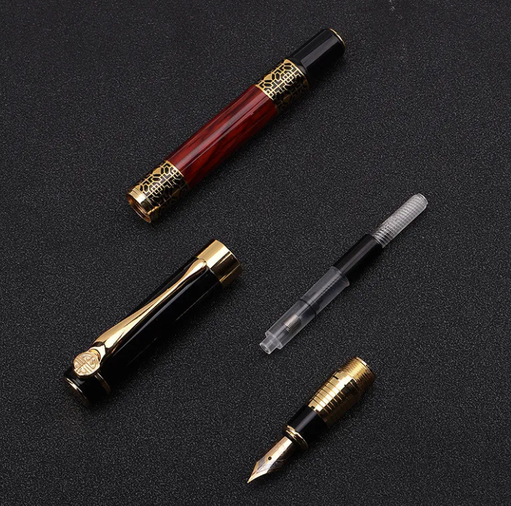Wood grain fountain pen